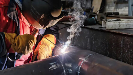 Mühendis 20 bine razı, kaynakçı 50 bine değil - ekonomi