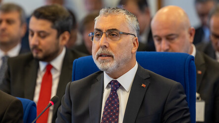 Bakan Vedat Işıkhan: Asgari ücrette herkesin mutabık kaldığı bir tutarda uzlaşacağız - ekonomi