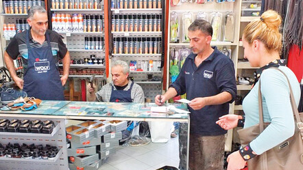 Kışlık kıyafet cep yakıyor, terzi ve lostralar revaçta - ekonomi