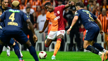 Zaha gururla sunar - spor