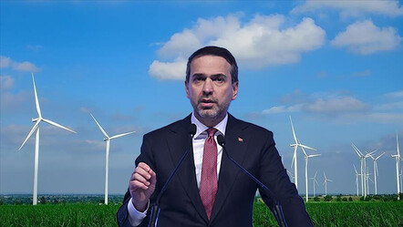 Türkiye yeşil enerjide vites yükseltiyor! Bakan Bayraktar duyurdu: Elektriğin yüzde 25'i rüzgardan karşılanacak - teknoloji