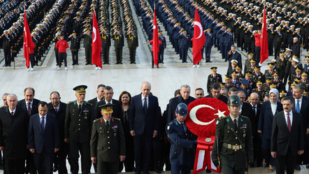 Son dakika... Cumhurbaşkanı Erdoğan ve devlet erkanı Anıtkabir'i ziyaret etti: Türkiye'nin yükselişine hiçbir güç engel olamayacak - gundem