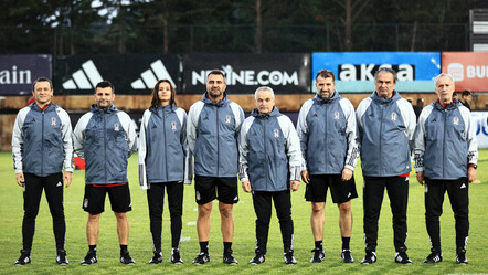 Rıza Çalımbay'ın Beşiktaş'taki yardımcıları kimler? Sosyal medya teknik ekipteki kadın antrenörün kim olduğunu konuşuyor - spor