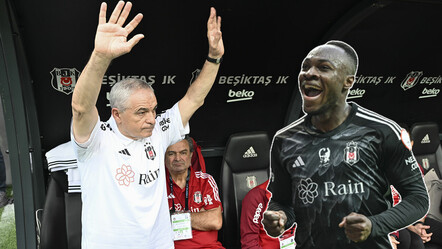 ÖZET Beşiktaş - RAMS Başakşehir (1-0 Maç Sonucu) Rıza Çalımbay dönemi 3 puanla başladı - spor
