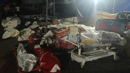 İsrail'in izin verdiği 25 bin litrelik yakıt Gazze'ye ulaştı - dunya