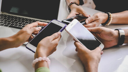 Öğrenciye telefonda 26 yaş sınırı - ekonomi