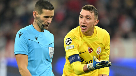 Galatasaray UEFA'ya şikayetçi oldu! Bayern Münih maçındaki pozisyon örnek gösterildi - spor