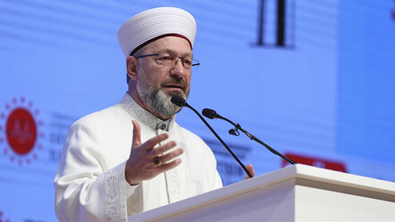 Diyanet İşleri Başkanı Erbaş'tan paylaşım: Filistinli bebekler gün yüzü görmeden ölümle tanışıyor - dunya