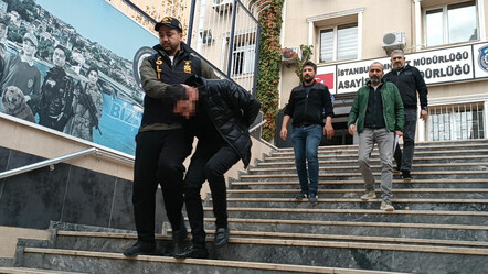 ATM önünde akıl almaz vurgun! 2 milyon lirayı saniyeler içinde hesabına geçirdi - gundem