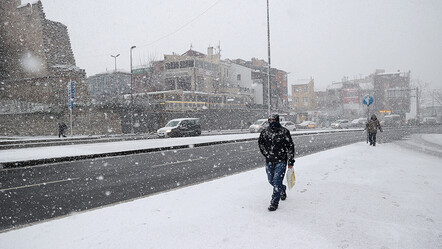 İstanbul'a kar geliyor! Meteoroloji tarih verdi: Valilik harekete geçti - gundem