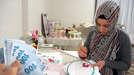 Ev hanımlarına emeklilik hakkı Meclis'e geliyor! 3'te 1'ini devlet ödeyecek, işte adım adım emekli olma fırsatı - ekonomi