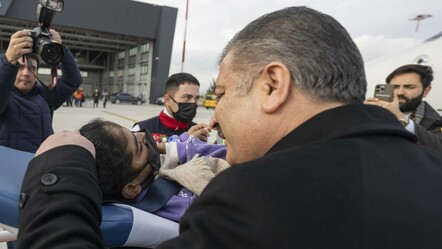 Türkiye Gazze'den ilk kez yaralı getirdi! Bakan Koca karşıladı - gundem