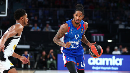 Shane Larkin 4. çeyrekte alev alınca 100'ler güldü! Anadolu Efes - Partizan (100-94 Maç Sonucu) - basketbol
