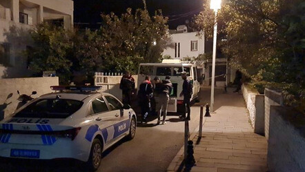Bodrum'da tüyler ürperten cinayet! 16 yaşındaki çocuk annesini boğazından bıçaklayarak öldürdü - gundem