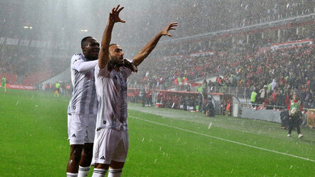 ÖZET Samsunspor - Beşiktaş (1-2 Maç Sonucu) Omar Colley'den üçlük, Çalımbay'dan 2'de 2! - spor