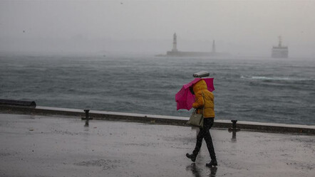 AKOM alarm verdi! İstanbul için fırtına uyarısı - gundem