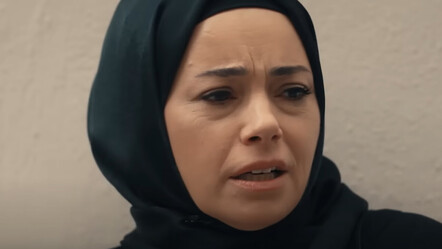 Kızıl Goncalar ile setlere dönen Özgü Namal rolü için tesettüre girdi - magazin