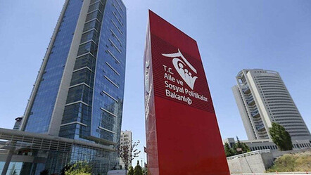 Sosyal medyadaki 'bebek istismarı' iddialarına bakanlıktan açıklama - gundem