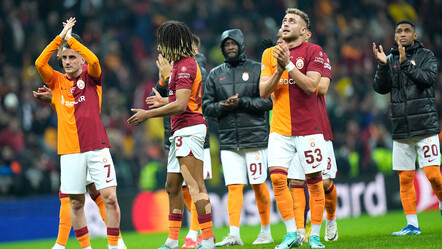 Aslan elinden kaçırdı! Umudu son maça taşıdı - spor