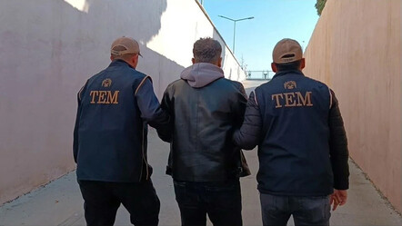 FETÖ firarileri kaçacak yer bulamıyor: Eski polis yakalandı - gundem