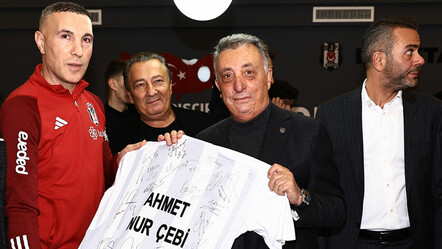 Görev süresi dolan Ahmet Nur Çebi veda etti! Futbolcularla son kez bir araya geldi - spor
