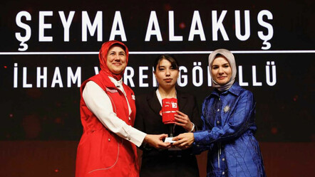 Gönüllülük hikâyeleriyle kalpleri ısıtanlara Kızılay’dan ödül - yasam
