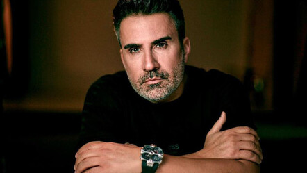 Oğlunun doğum gününü kutlayan şarkıcı Emrah’a tepki yağdı - magazin