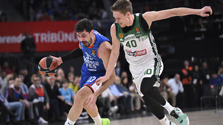 Sakatlıklar Anadolu Efes'in yakasını bırakmıyor! Erkan Yılmaz da ameliyat edildi - spor