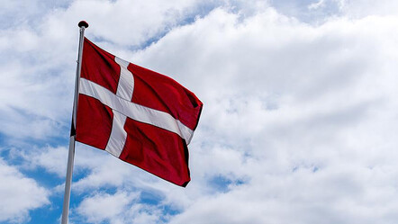 Danimarka alçak provokasyona son verdi! Kur'an-ı Kerim'in yakılması yasaklandı! - dunya