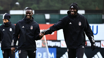 Colley, Bailly ve Ghezzal oynuyor! Beşiktaş, Fenerbahçe kamp kadrosunu açıkladı - spor
