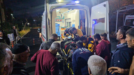 Adıyaman'da katliam gibi kaza! İki araç kafa kafaya çarpıştı: 4 ölü, 6 yaralı - gundem