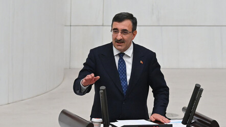 Cevdet Yılmaz: Dar gelirliden almadan vergiyi tabana yayacağız - ekonomi