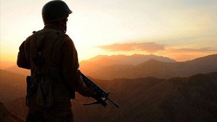 PKK'da çözülmeler sürüyor! MSB duyurdu: Habur'da 3 terörist teslim oldu - gundem