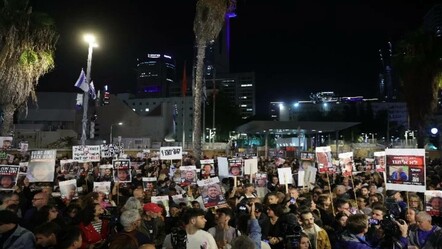 İsrail ayaklandı, Tel Aviv'de dev protesto: Vatandaşlar yağmur olup sokaklara döküldü ‘Katil ordusu’ - dunya