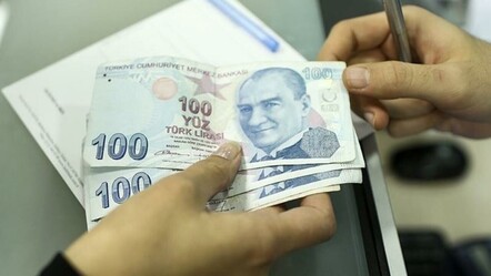 ÇALIŞAN EMEKLİLERE 5000 TL İKRAMİYE YATTI MI? Meclis'ten geçti, gözler ödeme tarihlerine çevrildi! 5000 TL ikramiye ne zaman yatacak? - ekonomi