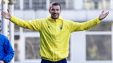 Fenerbahçe'den Dzeko göndermesi! 'Endişeye mahal yok' - spor