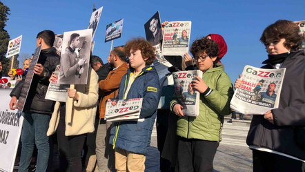İsrail'İn öldürdüğü gazetecilerin anısına İstanbul'da 'GaZZete' dağıtıldı - dunya