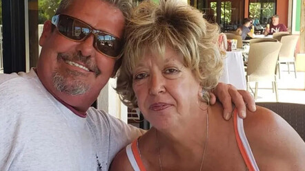 Ölen eşinin cansız bedenini köpeklerinin yemesine izin verdi - gundem