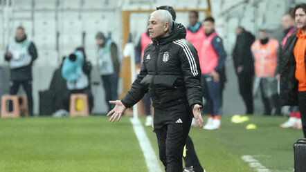 Beşiktaş yönetimi Rıza Çalımbay'a teşekkür etti, yollar ayrıldı - spor