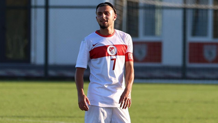 Okan Buruk istedi yönetim onayladı! Galatasaray'dan sol beke yeni transfer - spor