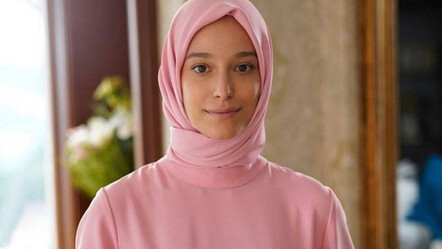 Kızılcık Şerbeti Mihri kim? Kızılcık Şerbeti’nin Mihri’si Gizem Yanık kimdir, kaç yaşında? - hayatin-icinden