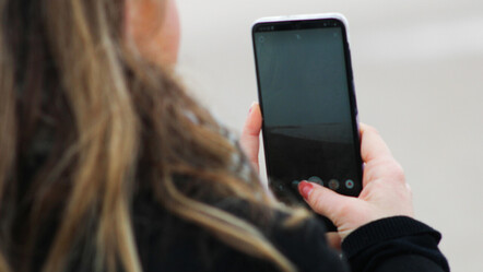 'Telefonsuz bir dakika bile yaşayamam' diyenlere kötü haber: Bir hastalığı daha tetikliyor - teknoloji