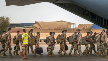 Fransa, Nijer'den de kovuldu! Büyükelçilik kapatıldı, son Fransız askeri ülkeden ayrıldı - dunya