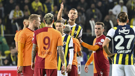 Edin Dzeko'dan Icardi paylaşımı: Adam kafasını direğe çarptı penaltı için ağladılar - spor