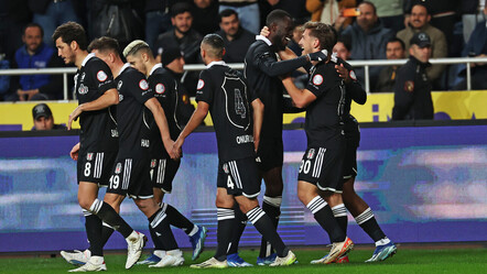 Genç Semih (Kılıçsoy) Süper Lig'de ilk golünü attı, Kartal yeni yıla umutlu giriyor (Hatayspor - Beşiktaş: 1-2 Maç Sonucu) - spor