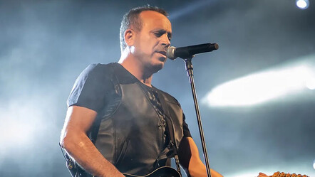 Haluk Levent’ten örnek davranış! Son konserinin gelirini yüreği yanan şehit ailelerine gönderecek - magazin