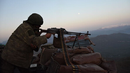 Zeytin Dalı ve Barış Pınarı'nda 4 terörist etkisiz - gundem