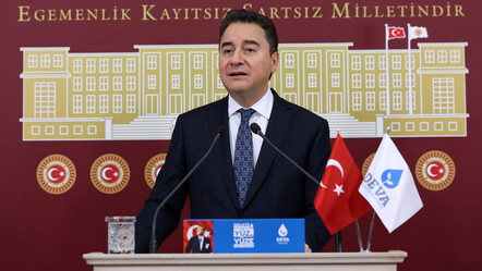 Ali Babacan DEVA Partisi’nin 75 belediye başkan adayını açıkladı! İçinde büyükşehir için isimler de var - politika