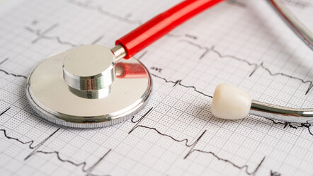 Doktorundan uyarı: Yılbaşı akşamı kalp krizine dikkat! Belirtiler varsa hastaneye başvurun - saglik