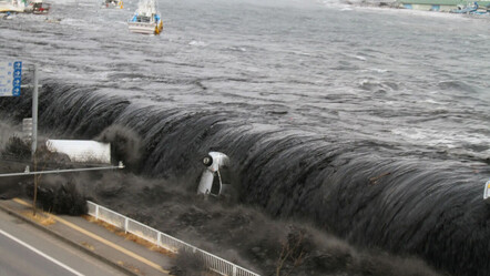 Japonya'da 7.4'lük deprem sonrası alarm! Devlet televizyonunda 'derhal kaçın' uyarısı - dunya